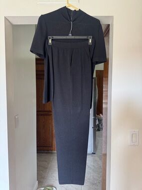 St. John Black knit 2 piece pant suit set - vintage